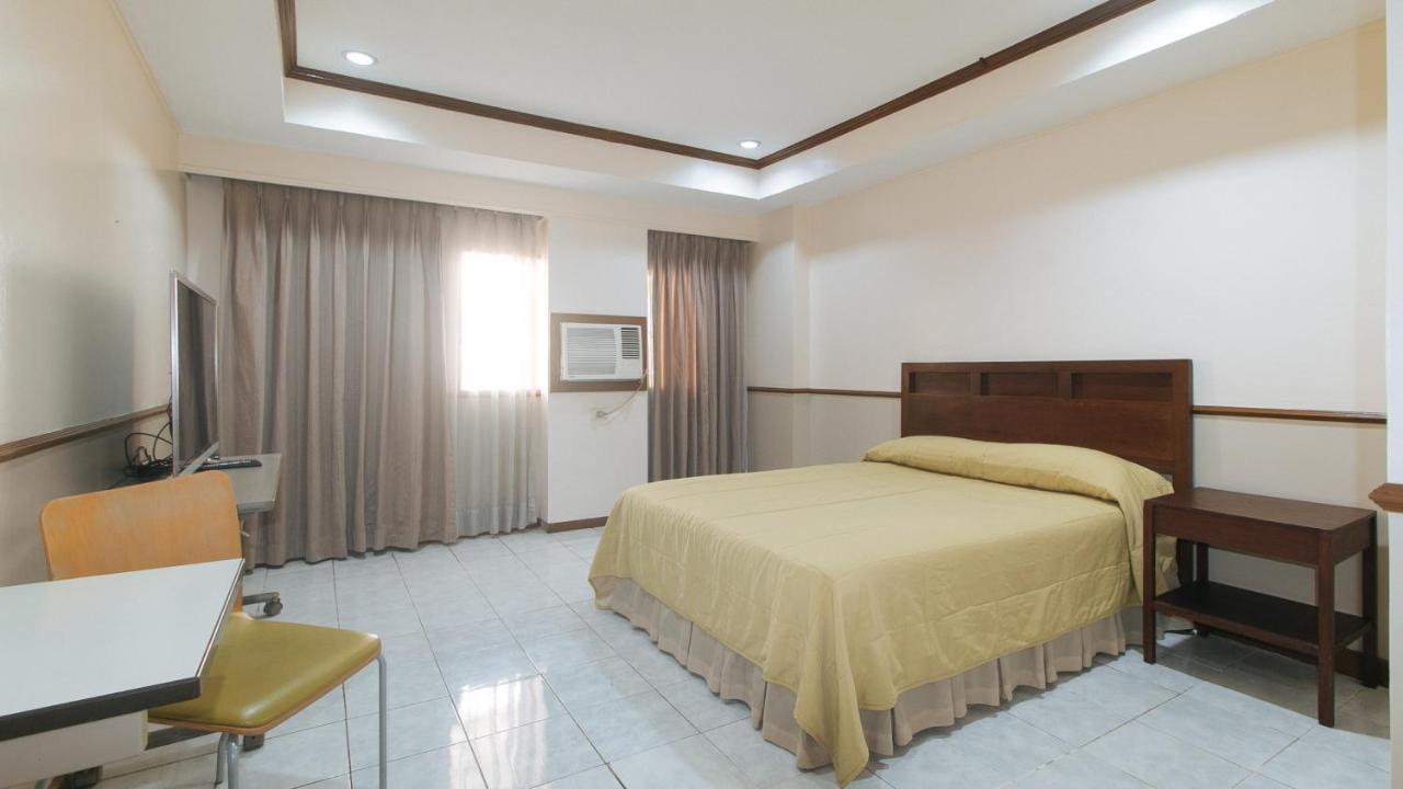 Garden Plaza Hotel Manila Eksteriør billede